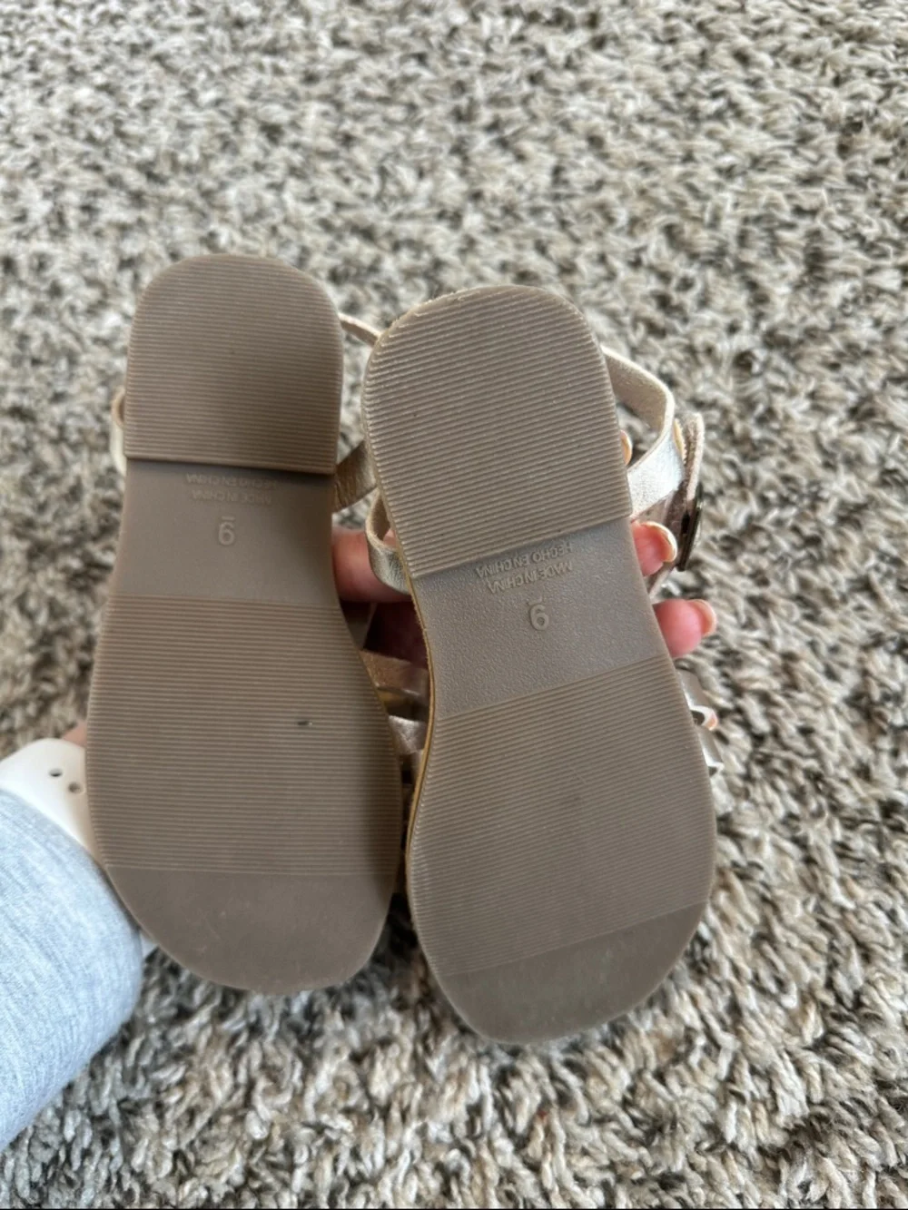 Old Navy Metallic Silver Woven Girls Sandals